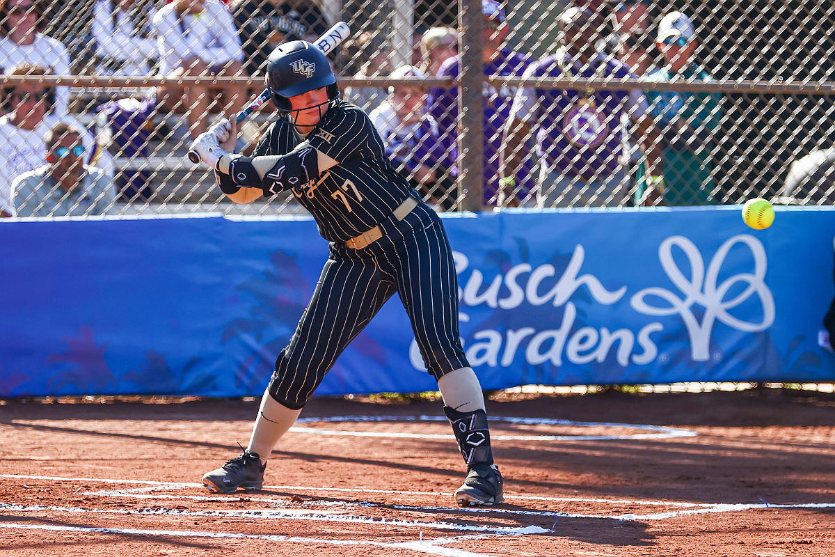 UCF transfer utility player Kendall Yarnell commits to Arkansas softball