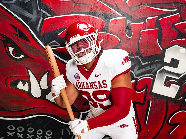 Decisions loom for Arkansas football’s official visitors