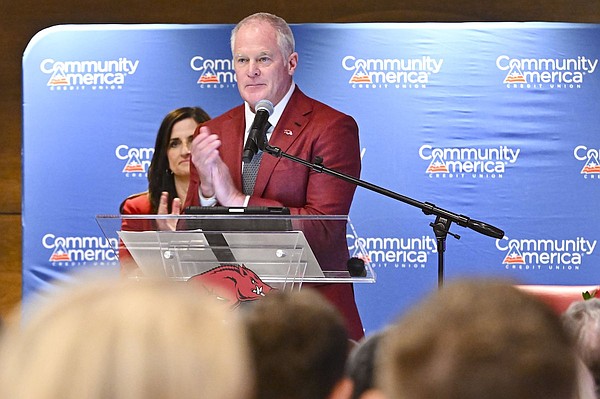 Analysis: Arkansas football stadium partnership with CommunityAmerica in line with national trends