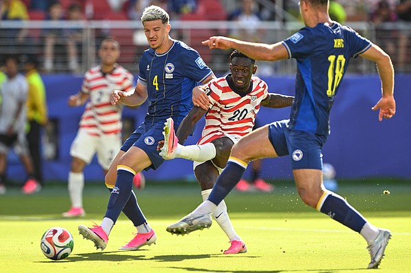 Red-letter day for U.S. soccer, Celtics make a desperate deal, Clark's bull's eye in WNBA | Chattanooga Times Free Press
