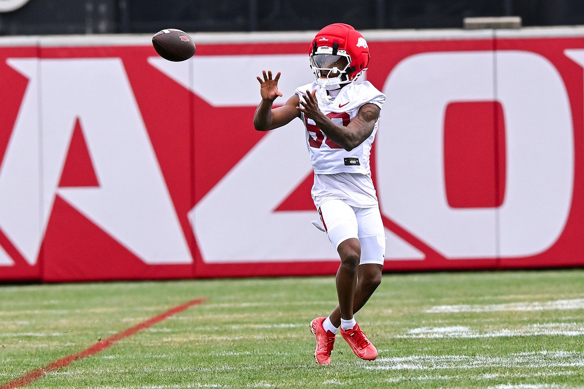 Bentonville’s Dequane Prevo stayed the course with Arkansas football