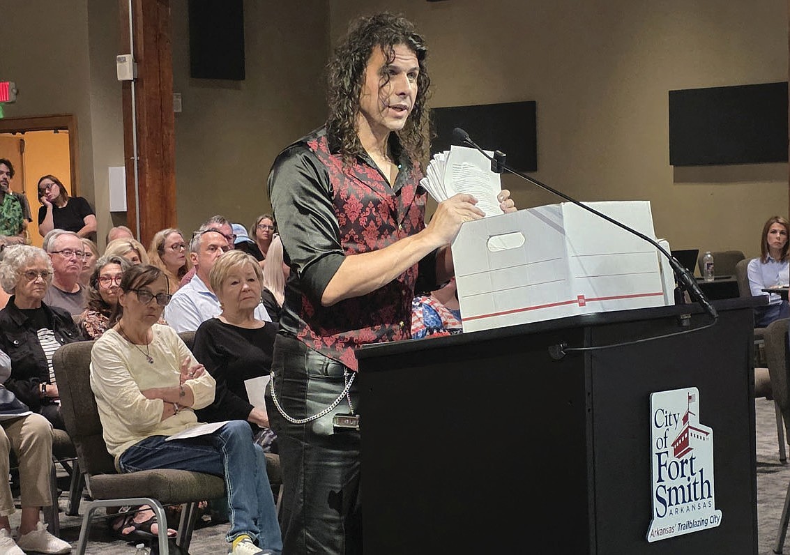 Fort Smith police looking into threat reported against mayoral candidate’s press secretary