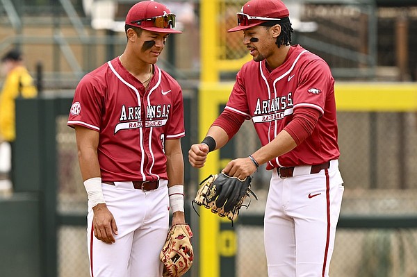 Arkansas baseball infielders Nolan Souza, TJ Pompey among those expected for 2027