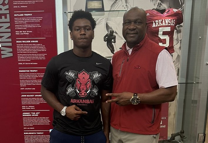 Get to know: Arkansas '29 RB target Sadiq Goji