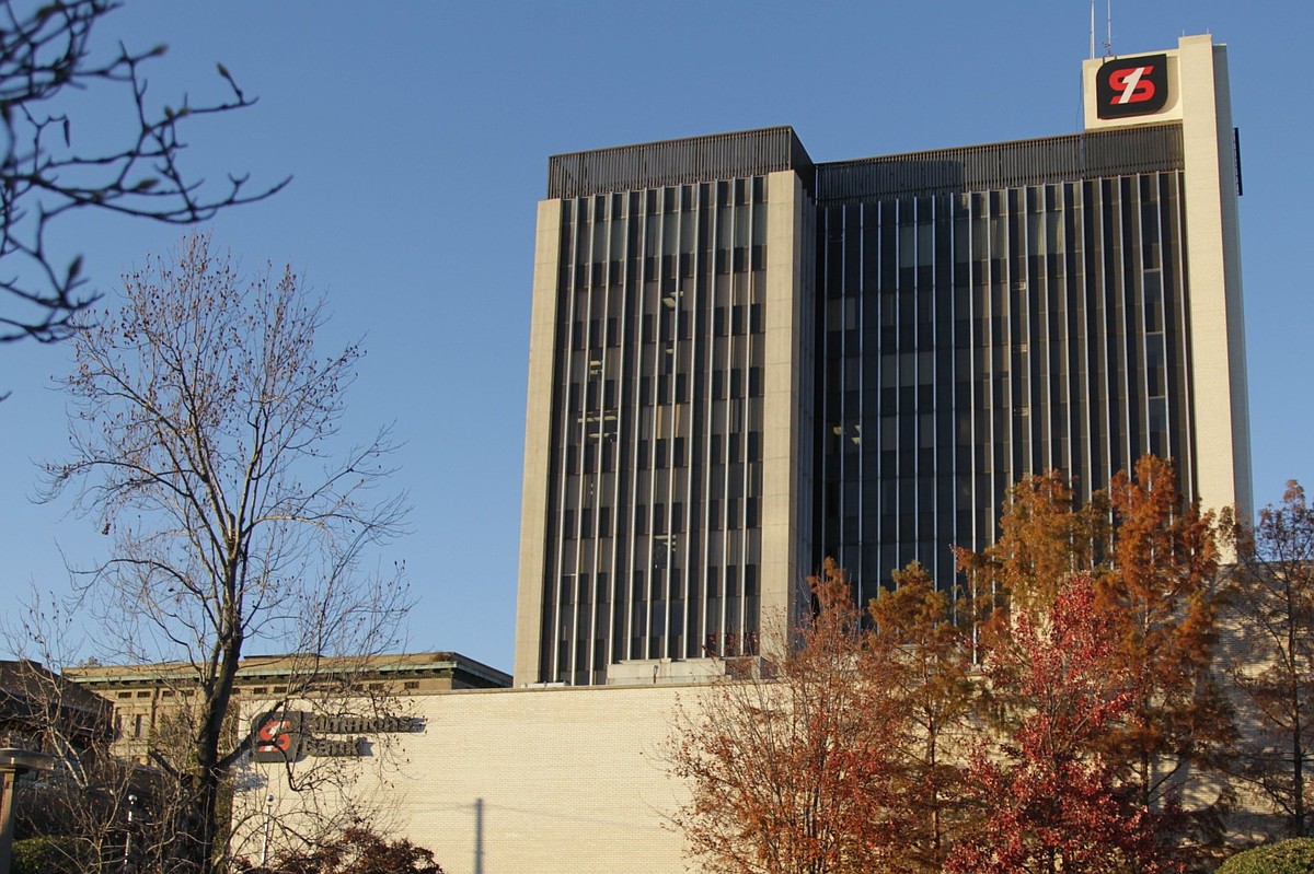 Simmons First National reports year-over-year 2Q increases in revenue, net income