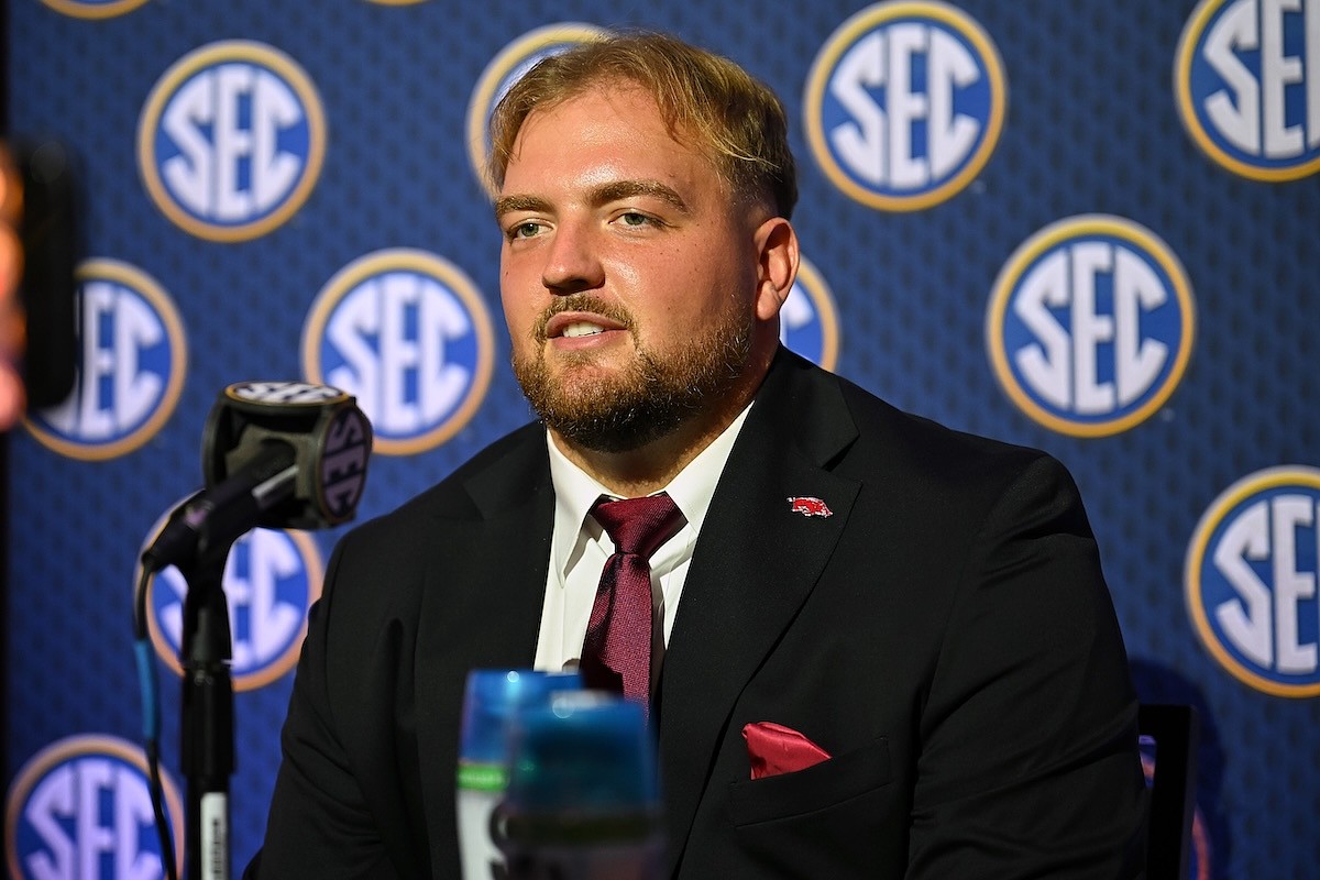 SEC football notebook: Arkansas tackling heat, expectations in prep for 2026 season