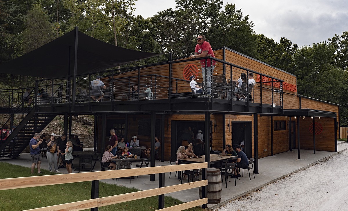 Arkansas Trails Brewing Co. taproom now open near Rogers
