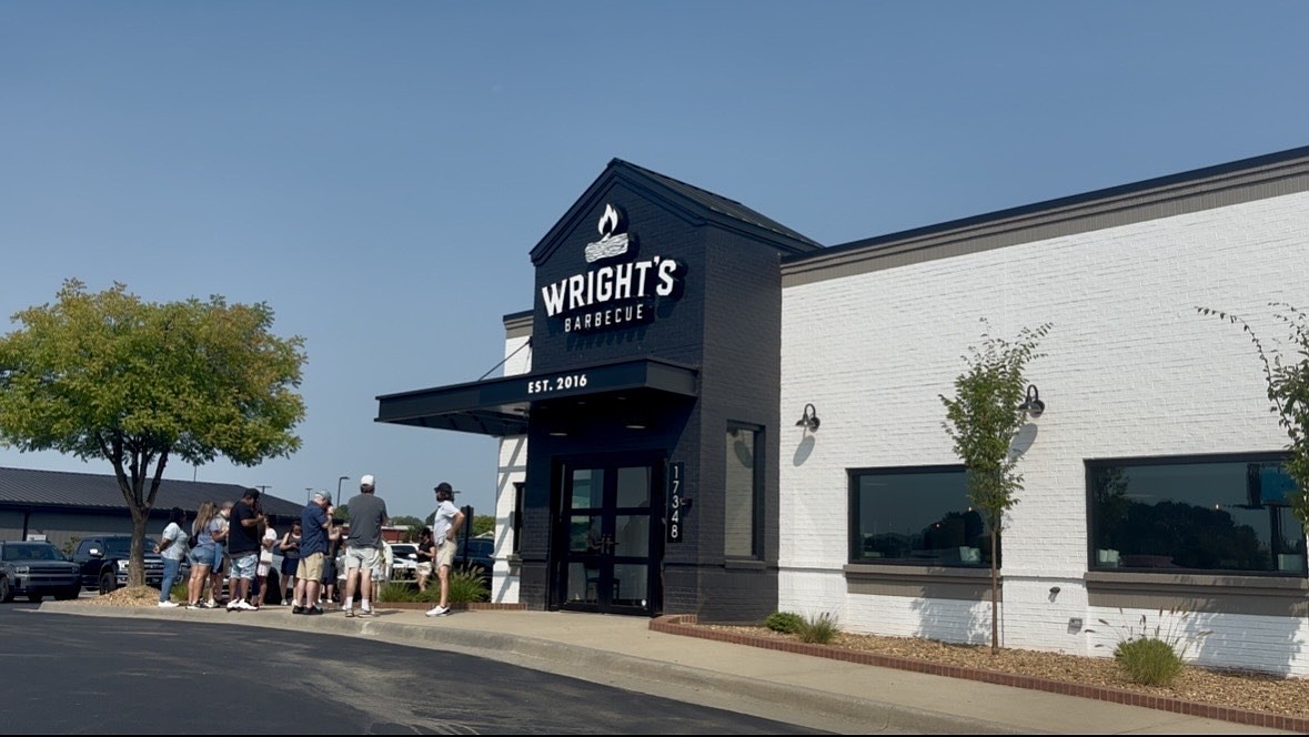 Wright’s barbecue opens Benton location in Saline County