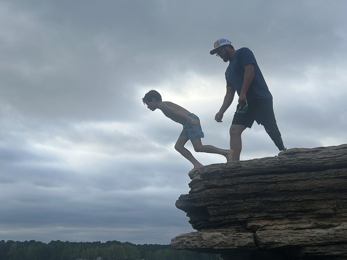 Arkansas Outdoors: Arkansas full of great water holes for rock jumping