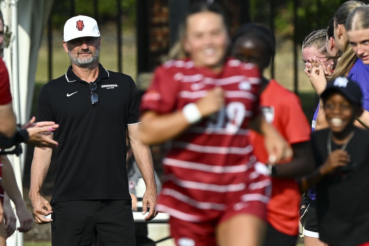 Colby Hale, Bella Field, Kennedy Ball press conference: Previewing Arkansas soccer's regular season