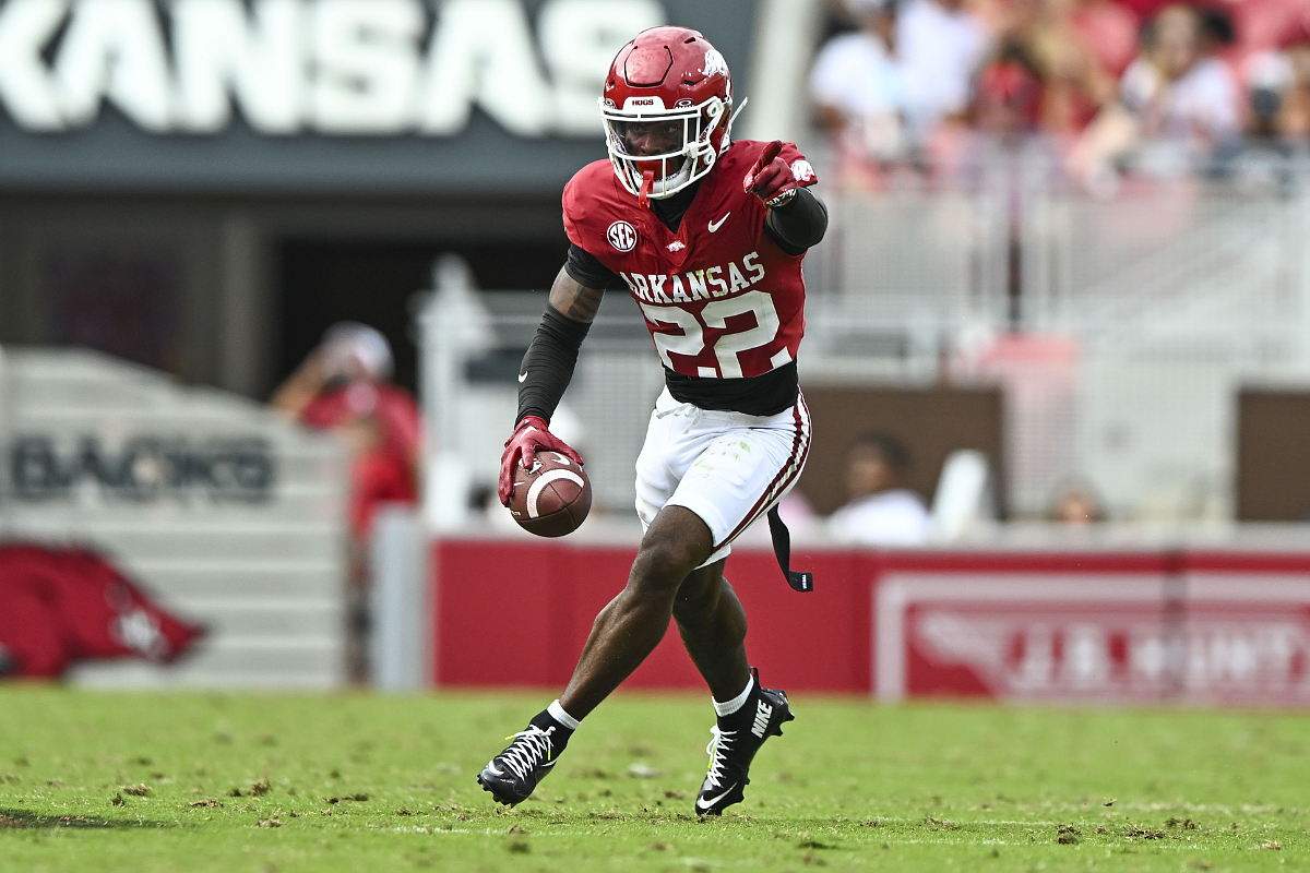 Caleb Wooden returning to Arkansas football under fifth-year eligibility rule