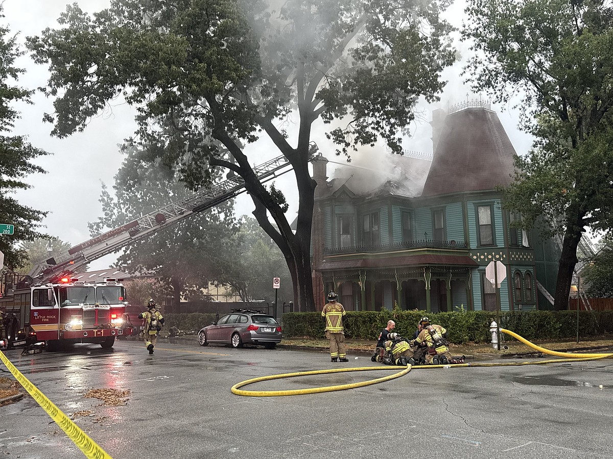 Firefighters respond to fire potentially caused by lightning at historic Little Rock house