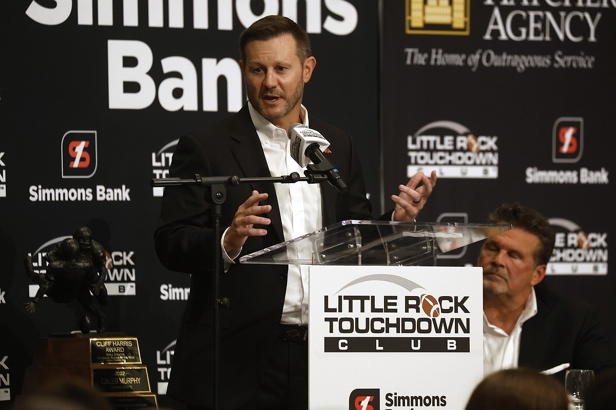 'Tough, smart, disciplined': Ryan Silverfield outlines aims for Arkansas football at Little Rock Touchdown Club