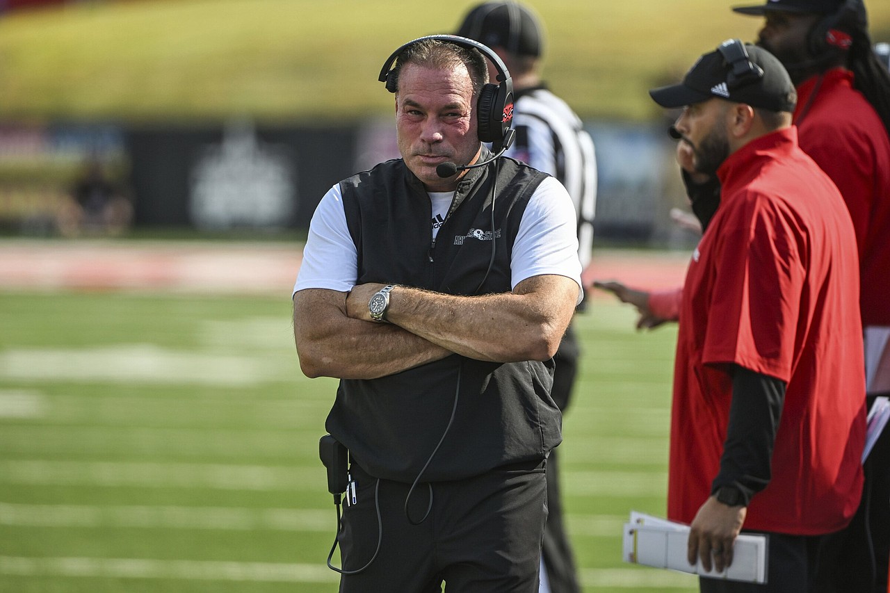 Arkansas State football: Butch Jones unlikely to name starting QB ahead ...
