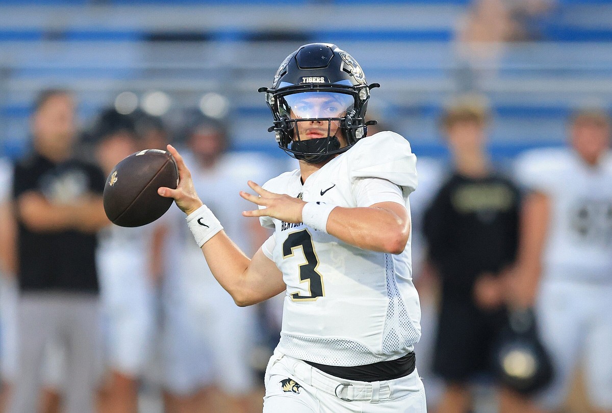 High school rankings: After two weeks