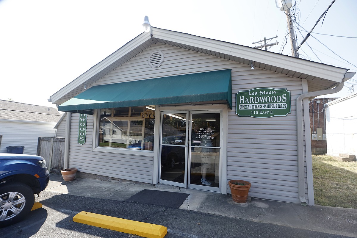 Retirees run popular 20-year-old North Little Rock hardwood shop