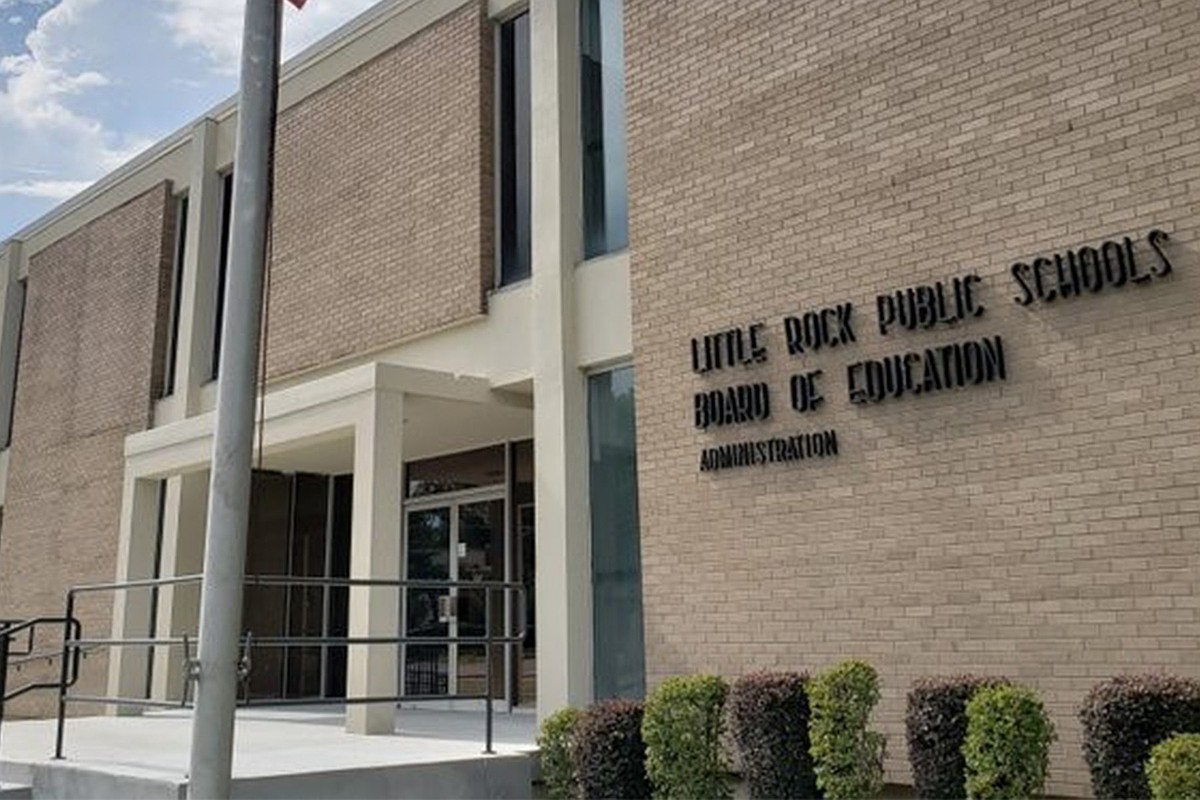 Little Rock School District to close three elementary schools