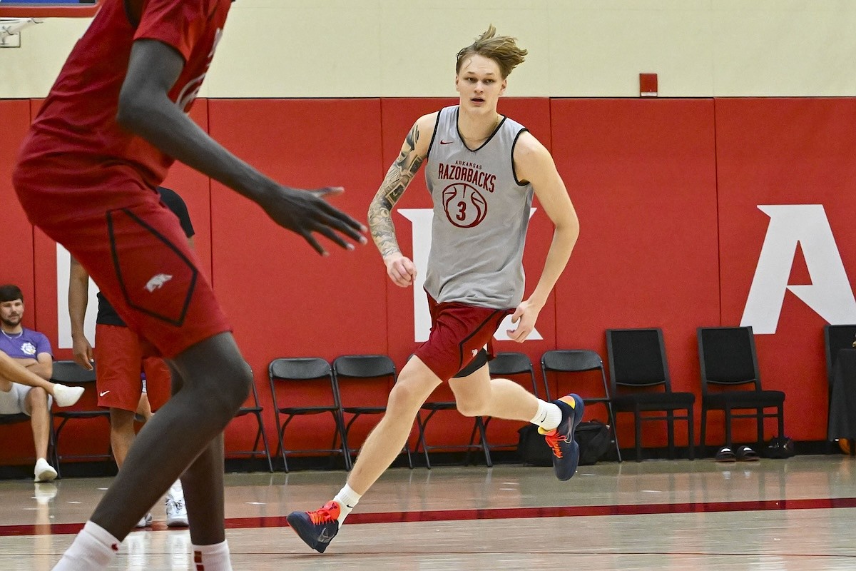Arkansas coach John Calipari on Miikka Muurinen's eligibility: 'Hopefully it's what I think it should be'