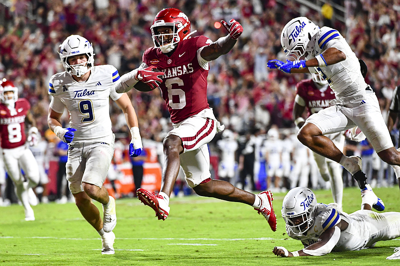 We can't cover No. 6': Arkansas WR Chris Marshall puts together career night in Tulsa win | Whole Hog Sports