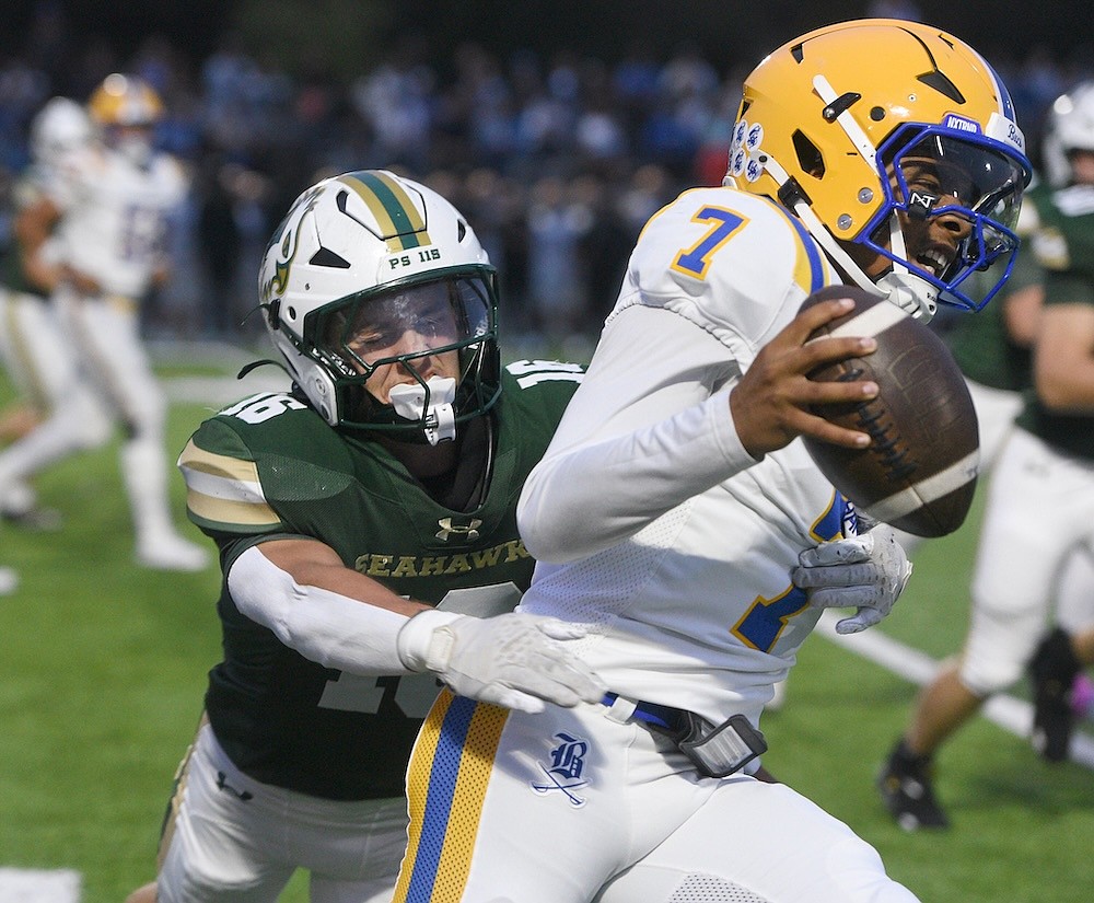 Silverdale Baptist tops Boyd Buchanan with late TD run, defensive stop ...
