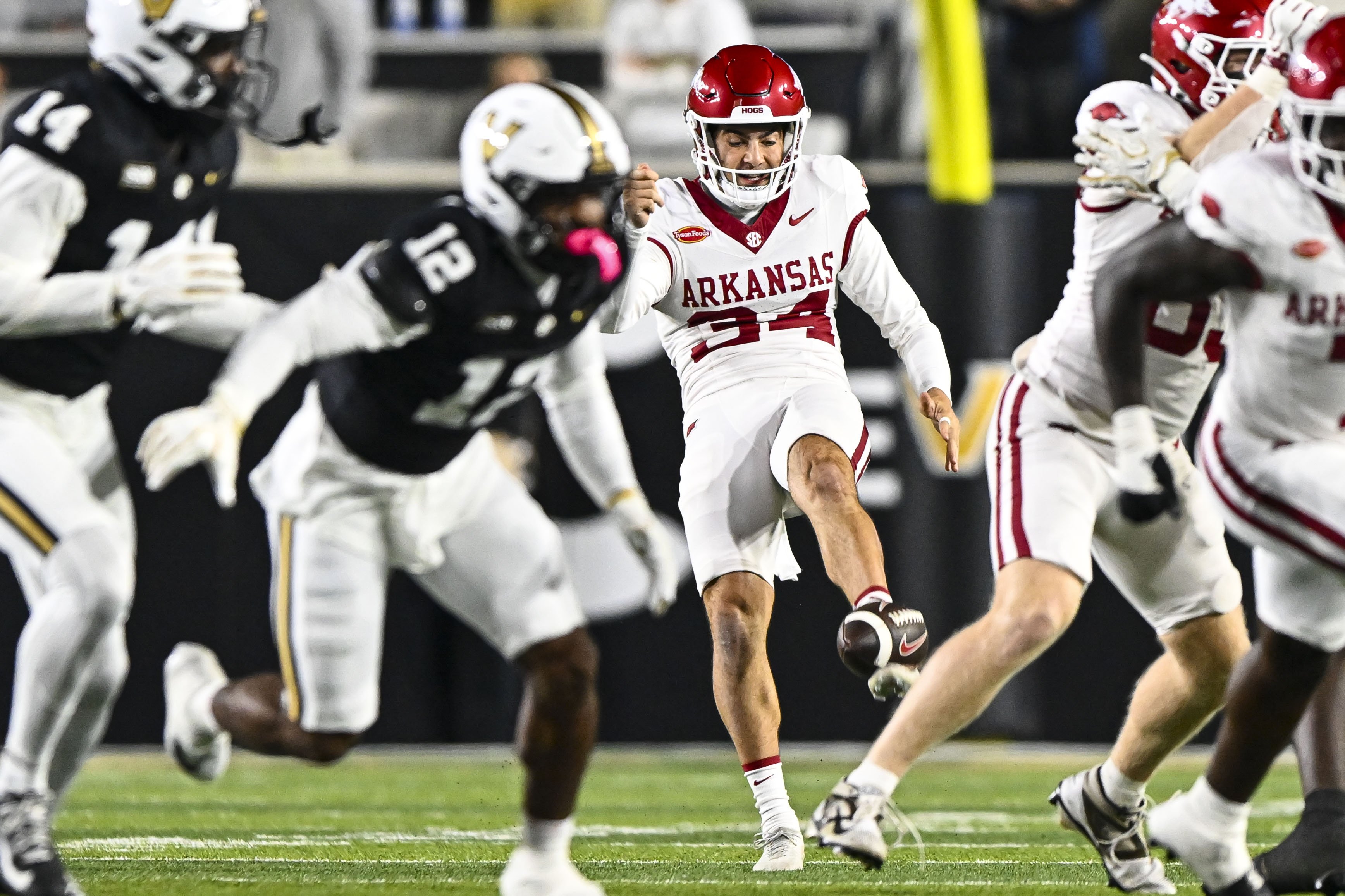 Arkansas football notebook: Antonio Jordan steps up in Razorbacks' win ...