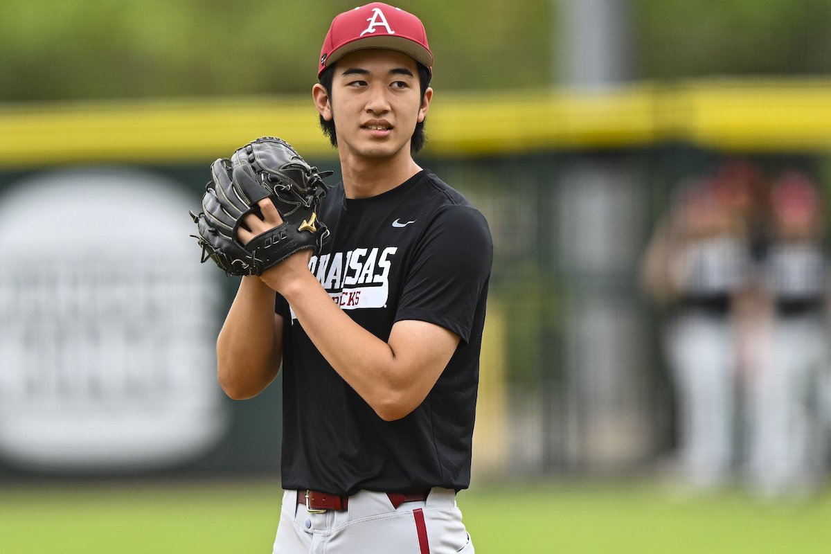 Fluent in Japanese, Arkansas baseball fan Ernie McWha 'bridges the gap ...
