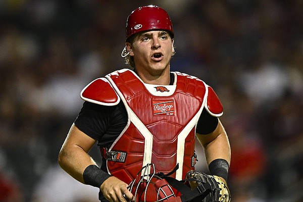 Arkansas baseball notebook: Nolan Traeger excels, Shogo Miyauchi's debut, Reese Robinett hits 3 HRs