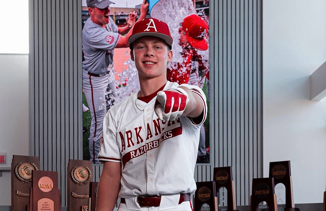 Get to know: '28 Arkansas baseball commitment Brooks Bond