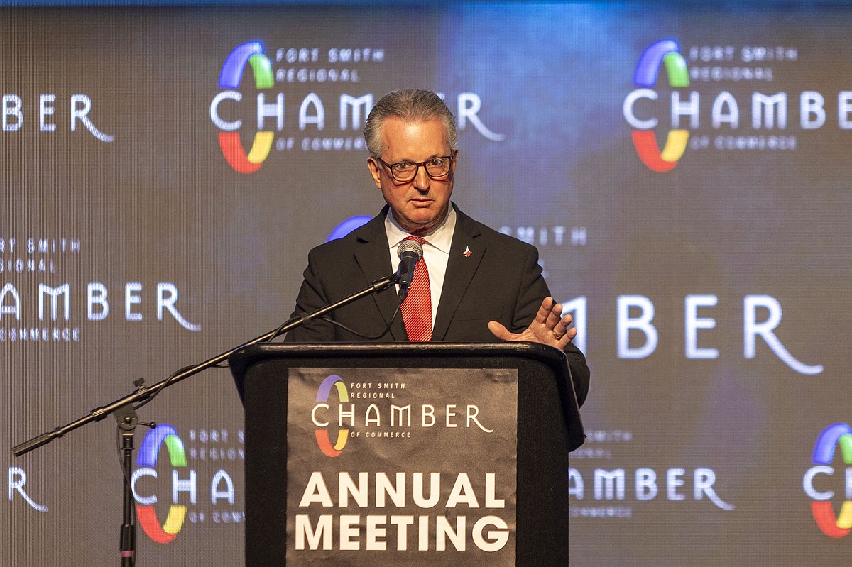 Polish diplomat hails people of Fort Smith as Chamber of Commerce celebrates ‘another successful year’