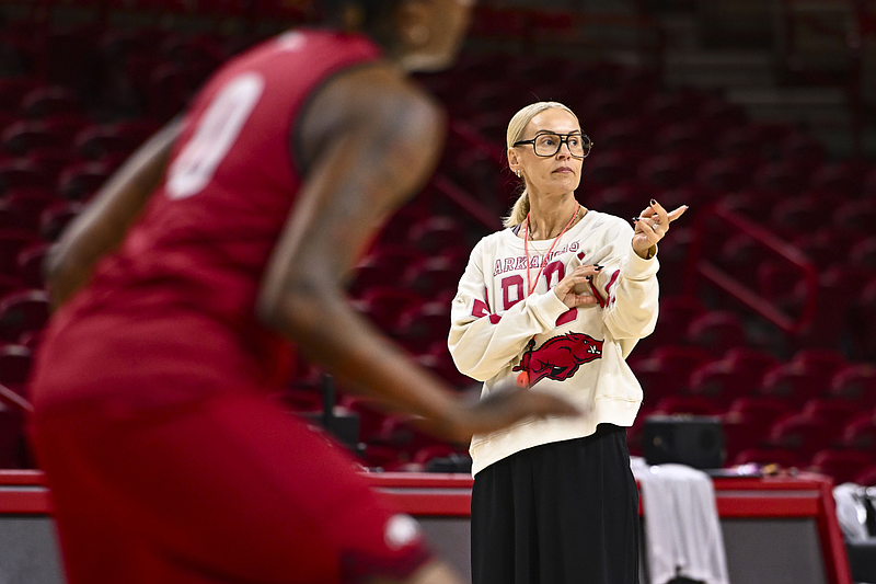 Arkansas women’s basketball notebook: Scoring by committee, scrimmage ...
