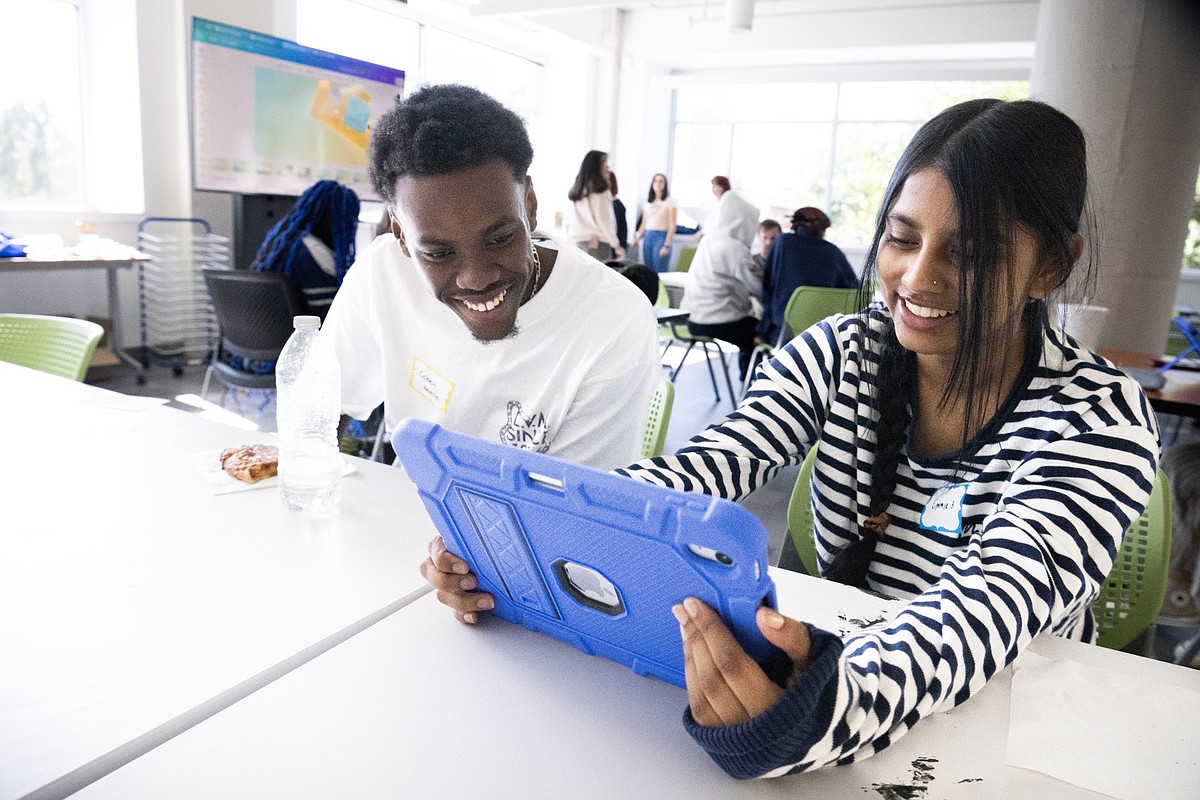 Central Arkansas Library System hosts Civic Action Network class on media literacy