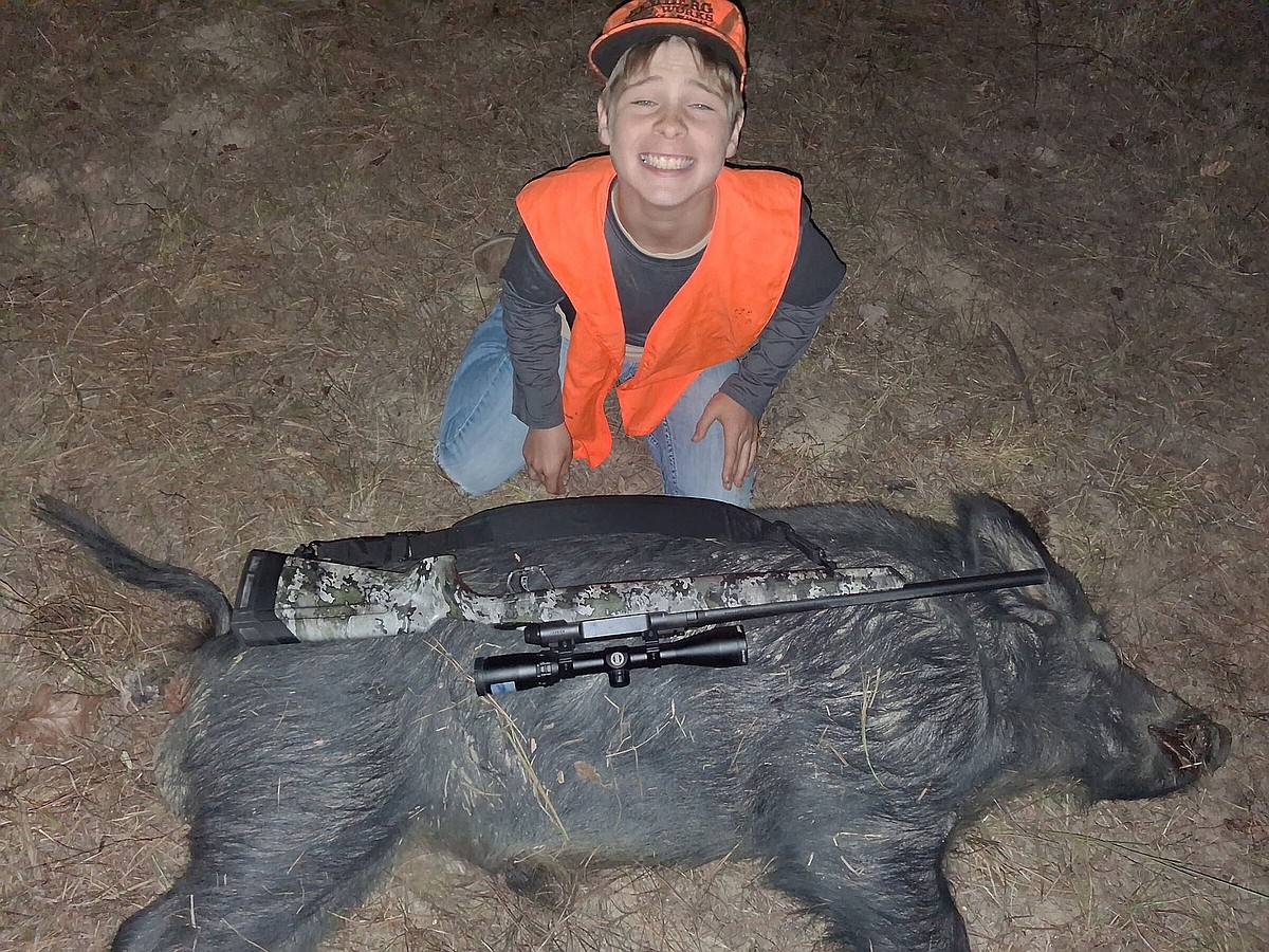 Arkansas Outdoors: Surprise visitor sends deer hunt in different direction | Arkansas Democrat Gazette