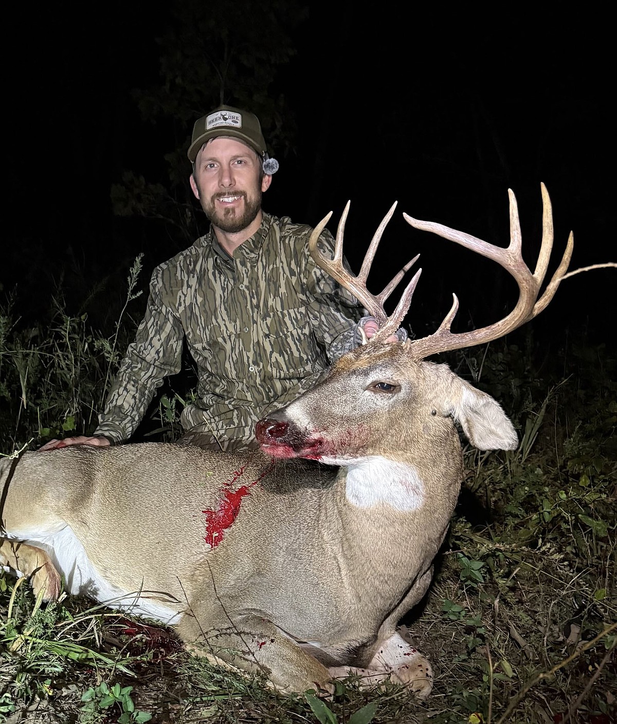 Mississippi hunter bags big Ozarks buck