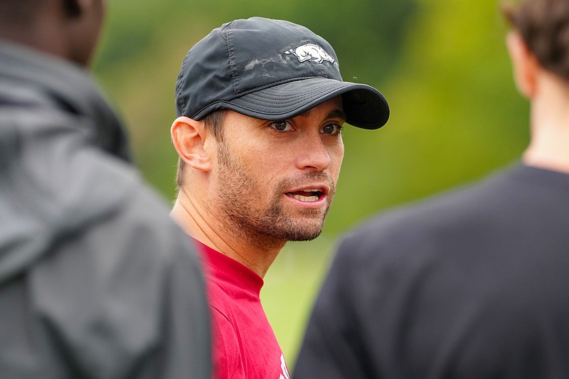 Arkansas cross country coach Cale Wallace keeps SEC goal intact | Whole ...