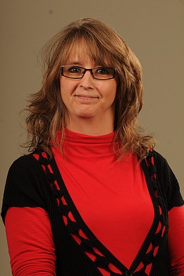 Photo of Lisa Denton