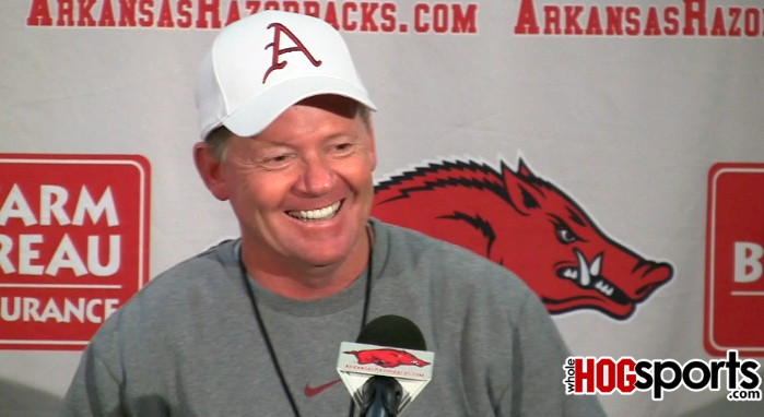 Arkansas coach Bobby Petrino reviews the Razorbacks' week of workouts. 