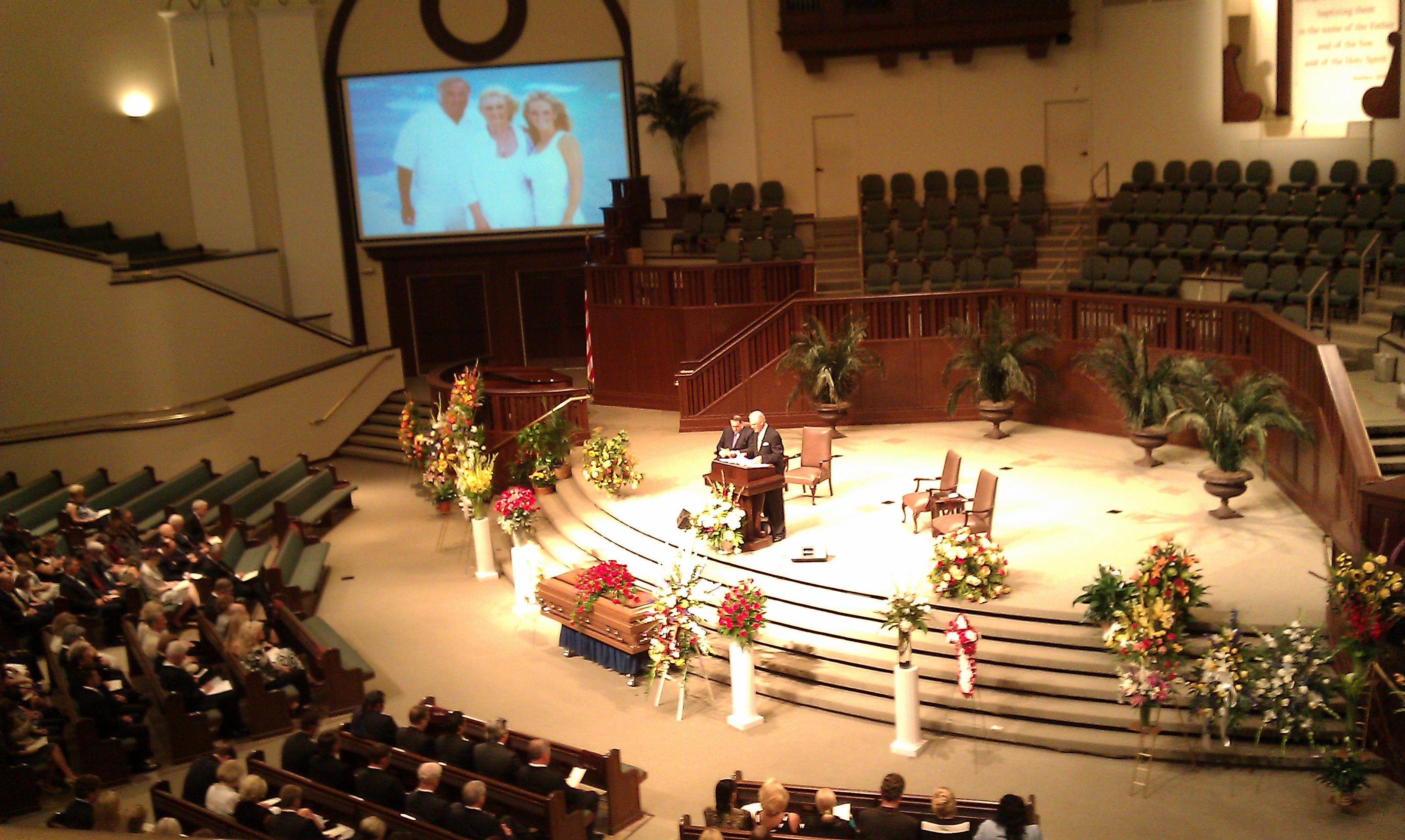 Family, friends and dignitaries from across the state and the nation came to the Immanuel Baptist Church to pay their final respects to philanthropist Jennings Osborne, who passed away from complications following heart surgery.