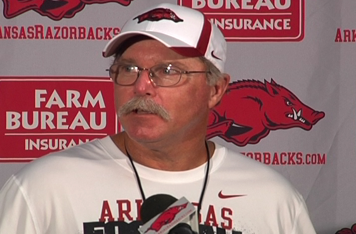 Arkansas defensive coordinator Willy Robinson recaps the Razorbacks' practice Wednesday and looks ahead to the upcoming game against Texas A&M. 