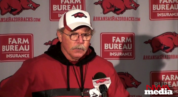 Arkansas defensive coordinator Willy Robinson recaps the Razorbacks' practice Wednesday and looks ahead to the upcoming game against Mississippi State.