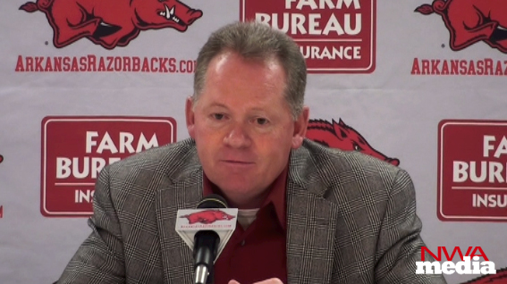 Arkansas coach Bobby Petrino recaps the Razorbacks' 2011 football season. 