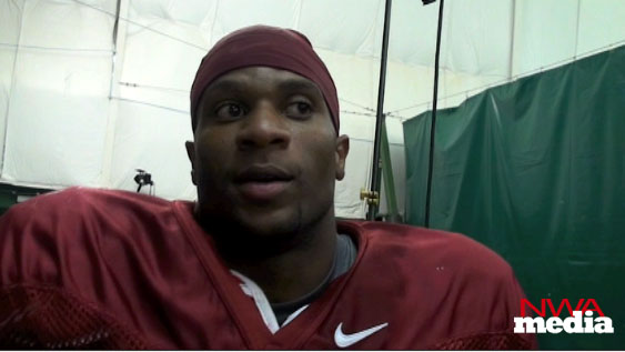 Arkansas running back Knile Davis recaps the Razorbacks' practice on Monday.