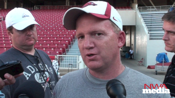 Arkansas offensive coordinator Paul Petrino recaps the Razorbacks' practice on Monday. 