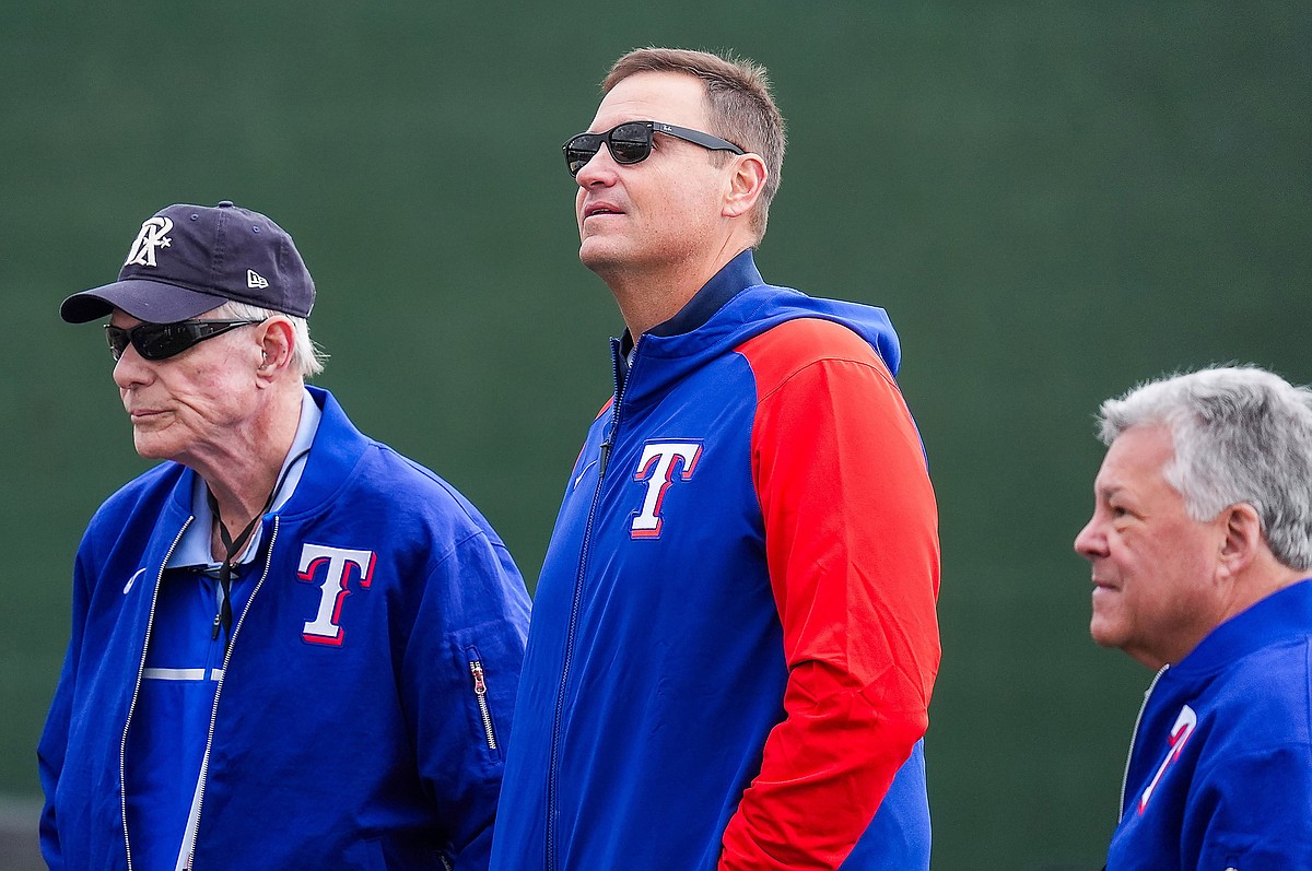 Kevin Sherrington: Rangers have plenty of burning questions as MLB trade deadline inches closer