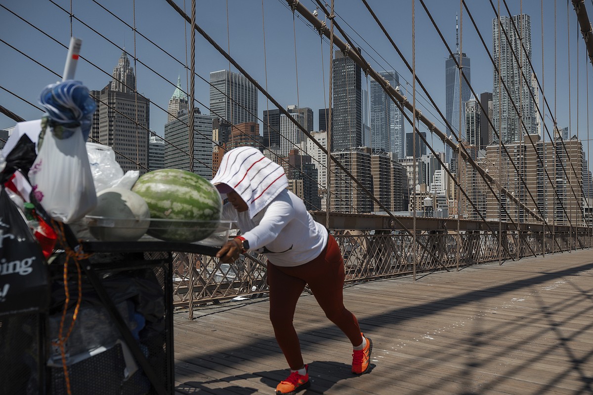 Temperature in New York City reaches 100 degrees as eastern U.S. swelters under extreme heat wave