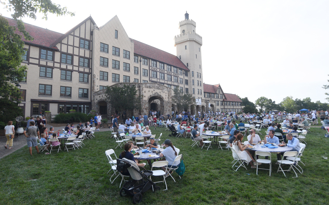Staff photo by Matt Hamilton/ Visitors enjoy a barbecue meal during an outdoor picnic at Covenant College in Lookout Mountain on Wednesday, June 25, 2025.