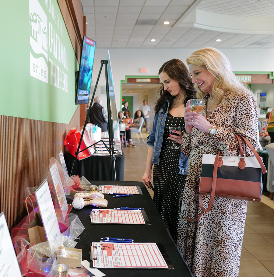 Photo by Mark Gilliland / Beth McClary-Wolford and Mary Sims
