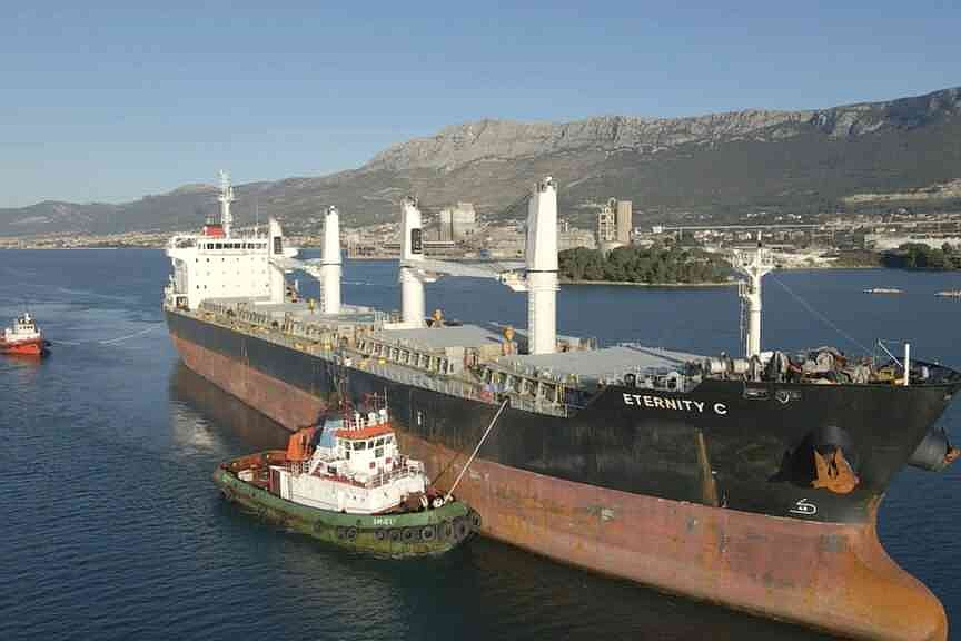 Yemen’s Houthi rebels attack another ship in Red Sea
