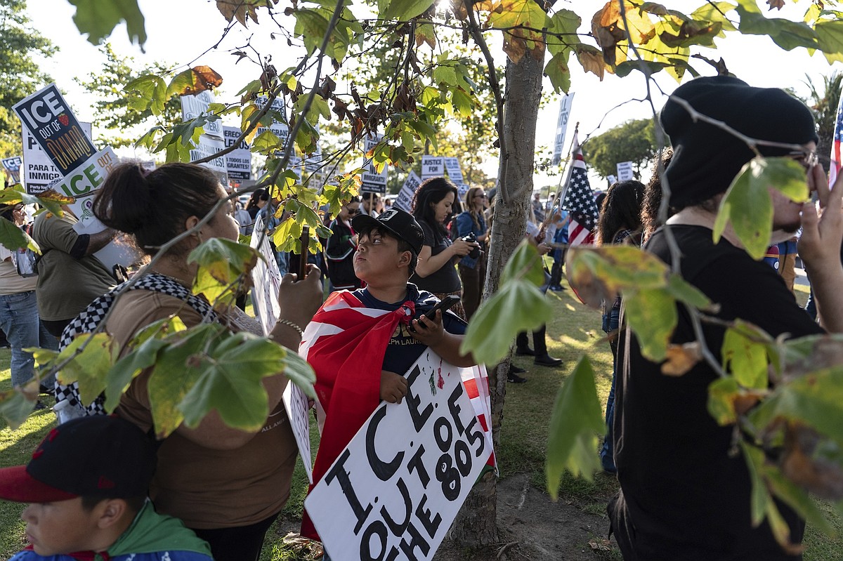 Opinion: ICE deportation plans betray a post-Holocaust promise