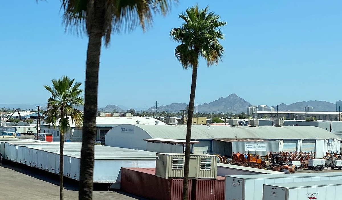 This little-known ‘dark roof’ lobby may be making your city hotter