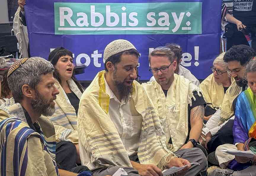 More US Jews urging Israel to ensure ample food deliveries to Gaza